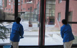 高效清潔，煥新羊城——百家人力為您提供專業(yè)的廣州清潔服務(wù)與外包解決方案