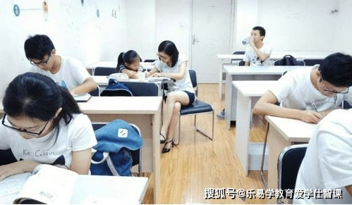 教育新賽道丨從“課后三點(diǎn)半”到“服務(wù)全天候” 校內(nèi)延時(shí)服務(wù)升級(jí)催生教育咨詢(xún)新藍(lán)海