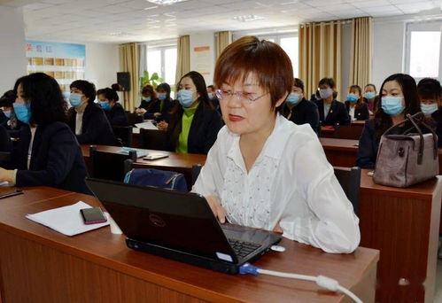 阿勒泰地區(qū)工會(huì)“楓橋經(jīng)驗(yàn)”法律服務(wù)工作室正式掛牌，助力職工權(quán)益保障與教育咨詢(xún)服務(wù)